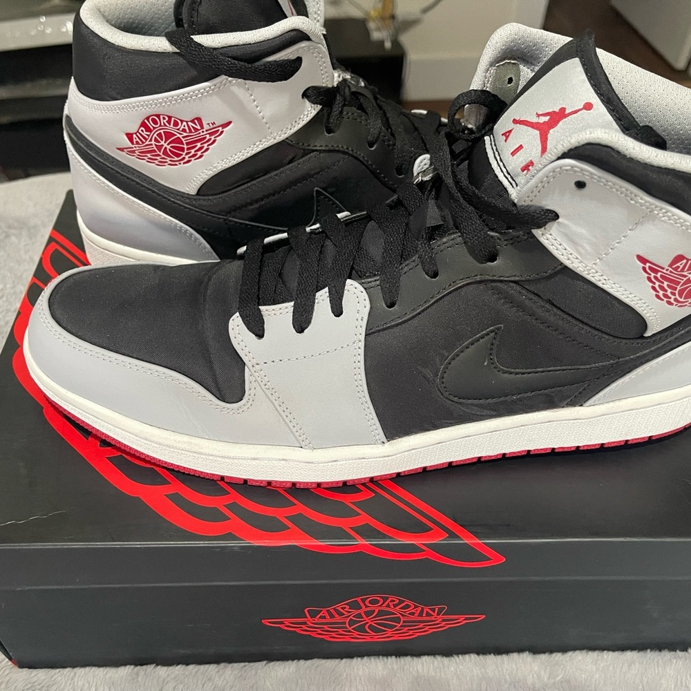 Air Jordan 1
